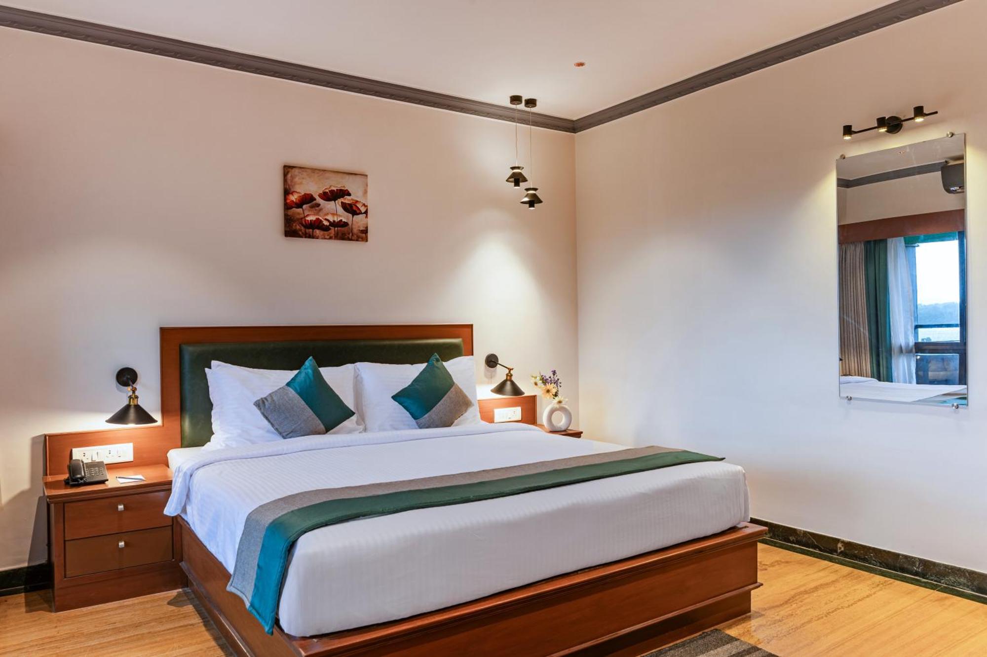 Sterling Karwar Hotell Eksteriør bilde